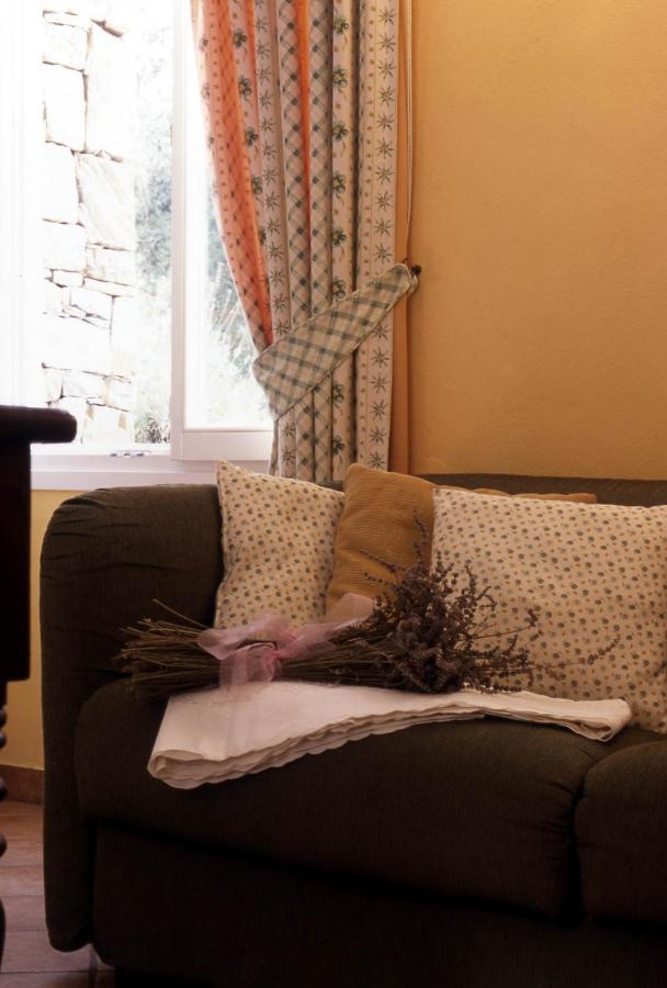 אימפריה Uliveto Saglietto Agriturismo A Poggi Apartments מראה חיצוני תמונה