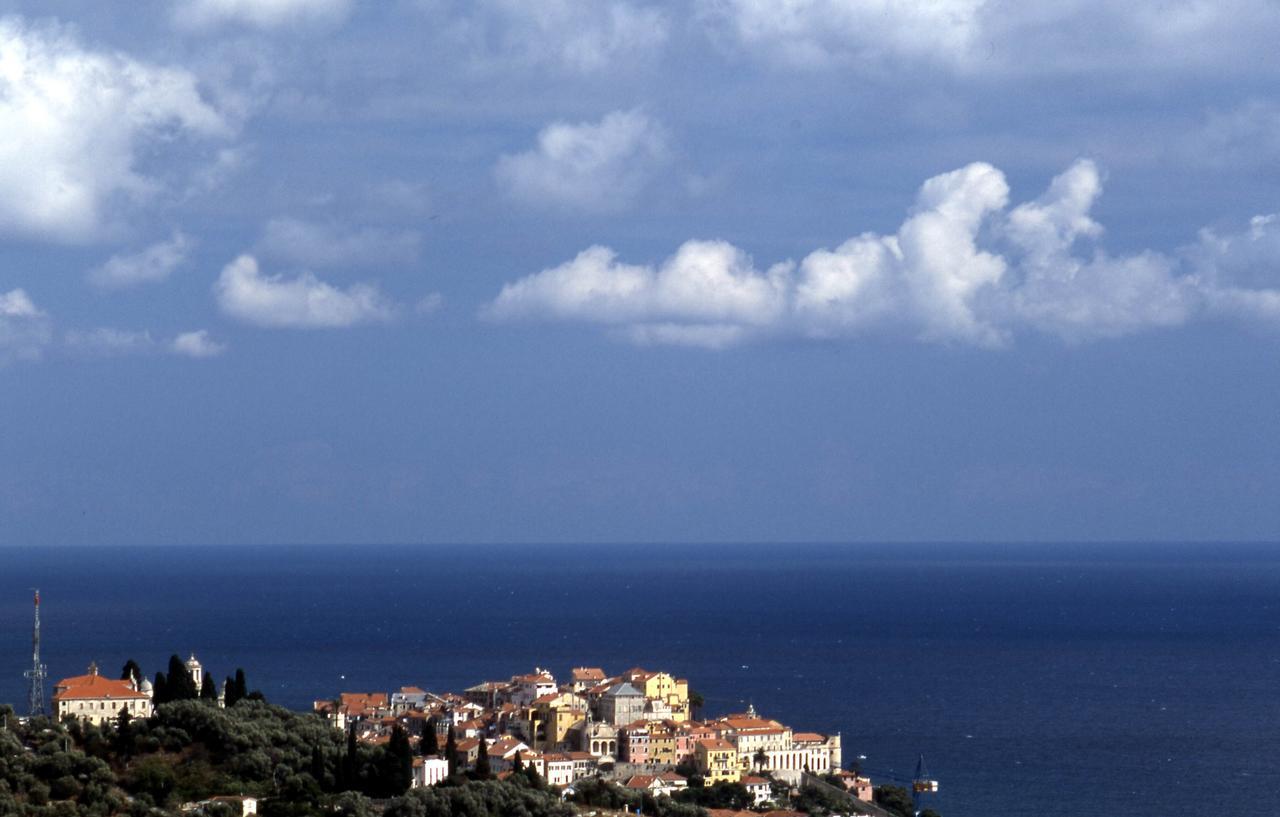 אימפריה Uliveto Saglietto Agriturismo A Poggi Apartments מראה חיצוני תמונה