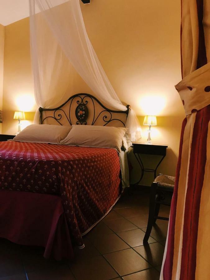 אימפריה Uliveto Saglietto Agriturismo A Poggi Apartments מראה חיצוני תמונה